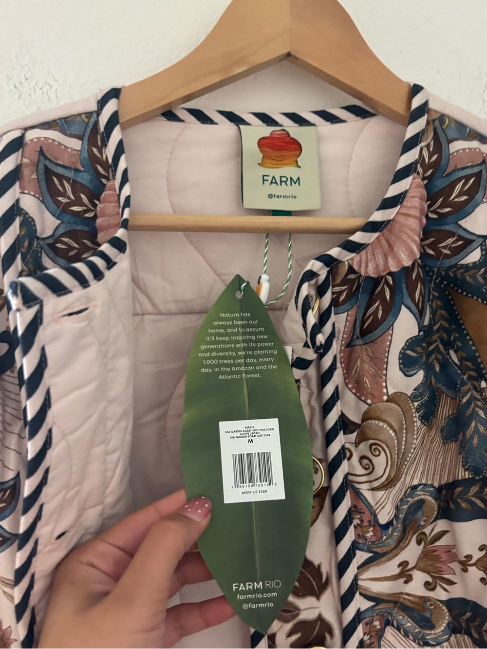 FARM Rio Sea Garden Scarf Print Jacket nwt new - Picture 3 of 3